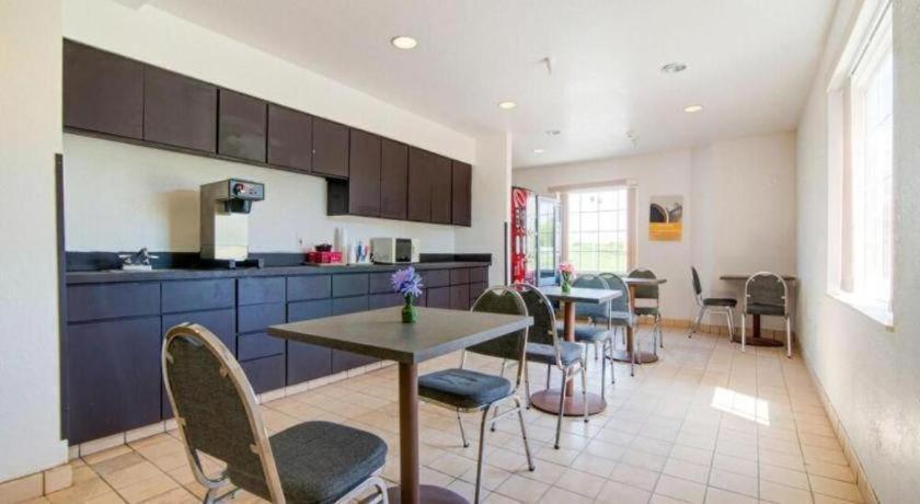 Hotel Markle In I-69 Esterno foto
