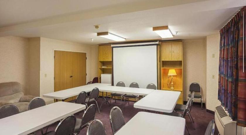 Hotel Markle In I-69 Esterno foto