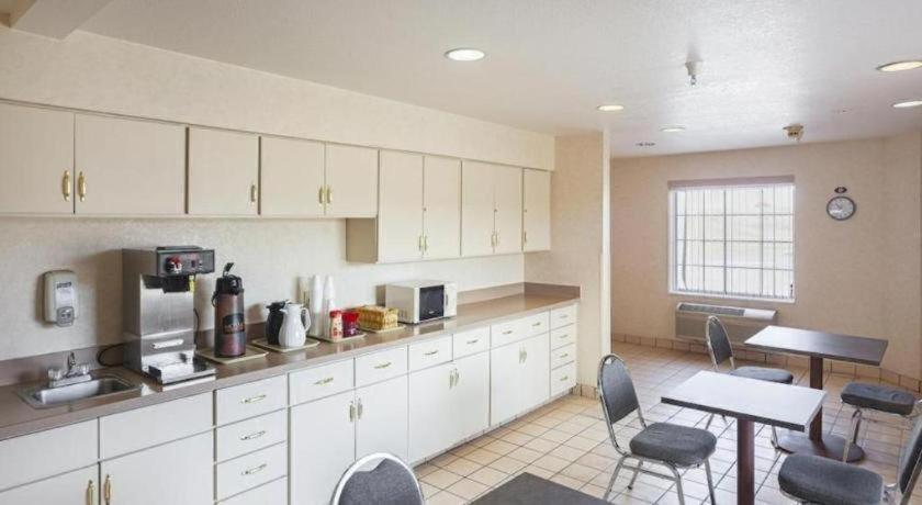Hotel Markle In I-69 Esterno foto